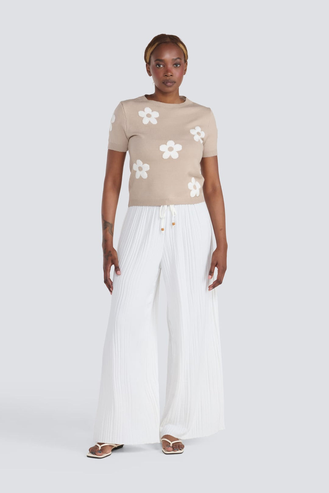 Short Sleeve Daisy Sweater