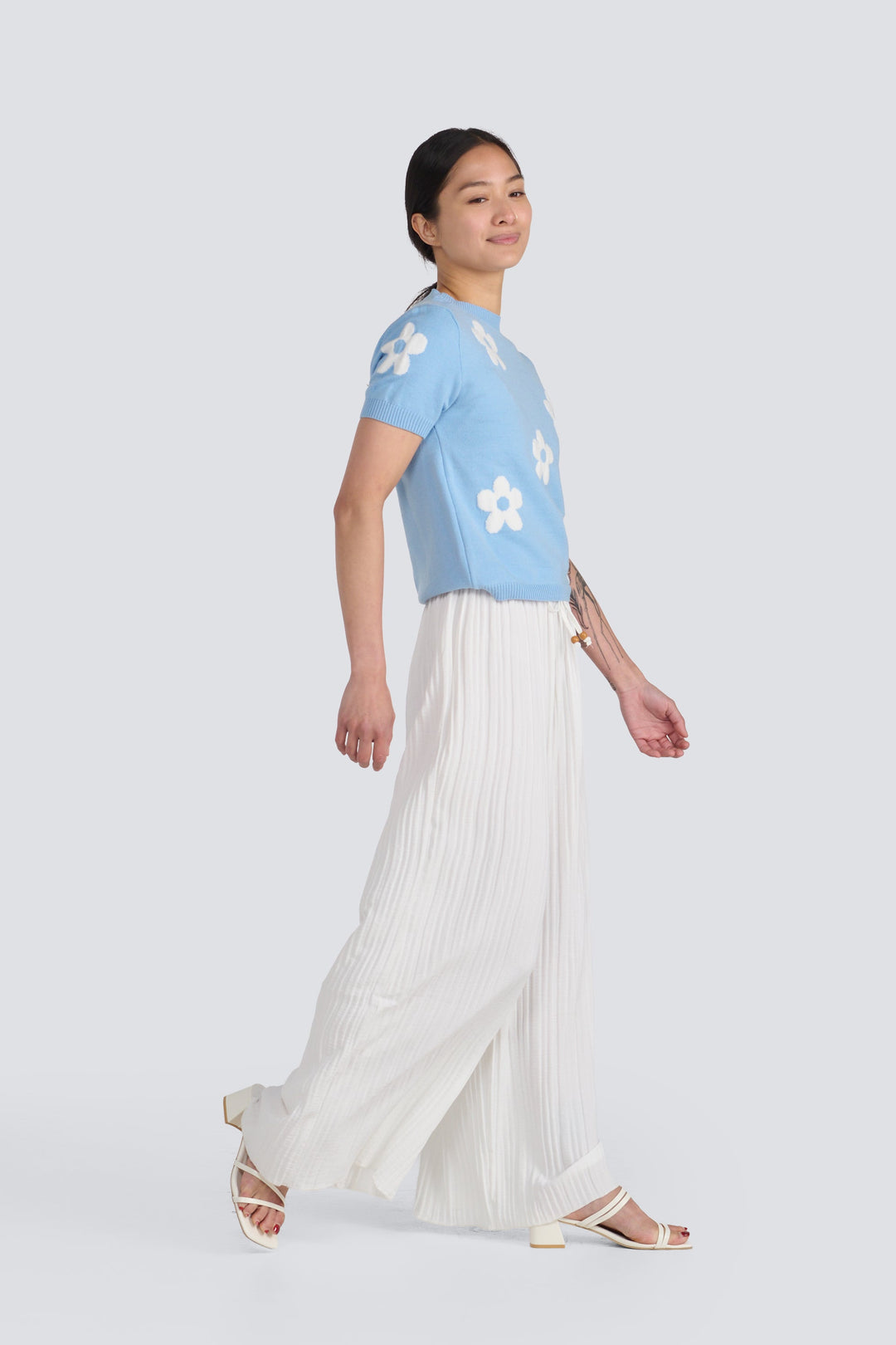 Short Sleeve Daisy Sweater