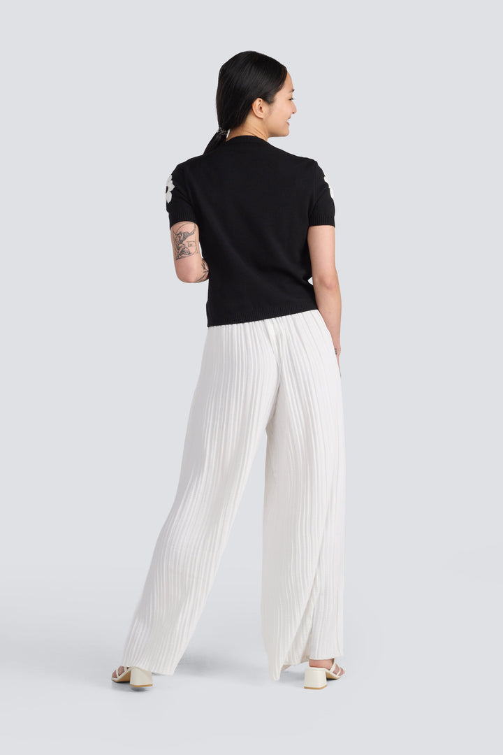 Short Sleeve Daisy Sweater